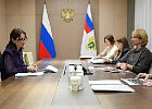 Оксана Лут обсудила с Еленой Корочкиной перспективные проекты в области племенного животноводства Оксана Лут обсудила с Еленой Корочкиной перспективные проекты в области племенного животноводства